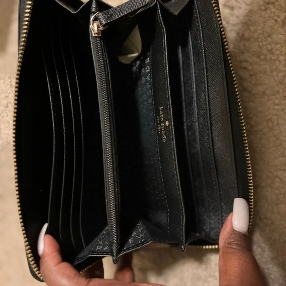 Kate Spade ♠️ Wallet!